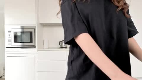 girl next door named Amy online show from 04.21.26