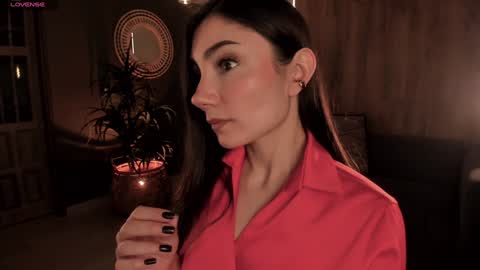 Snapshot of amyarmstrong chatting on 01.07.25 Amy Armstrong online show from 01.07.25