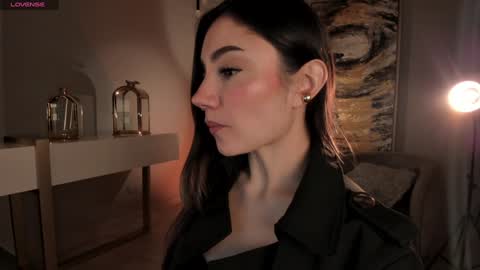 Snapshot of amyarmstrong chatting on 01.20.25 Amy Armstrong online show from 01.20.25