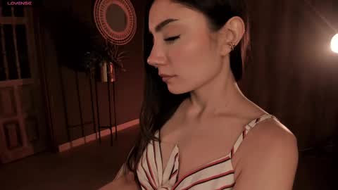 Snapshot of amyarmstrong chatting on 02.24.25 Amy Armstrong online show from 02.24.25