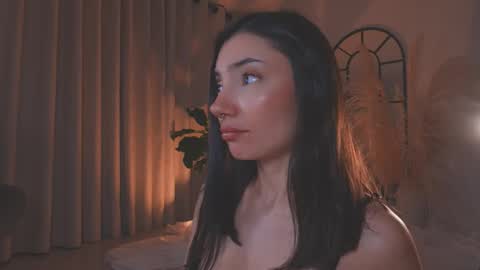 Snapshot of amyarmstrong chatting on 09.12.25 Amy Armstrong online show from 09.12.25