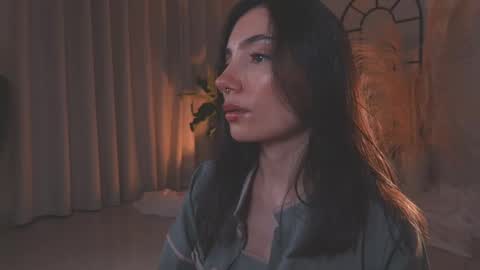 Snapshot of amyarmstrong chatting on 09.19.25 Amy Armstrong online show from 09.19.25