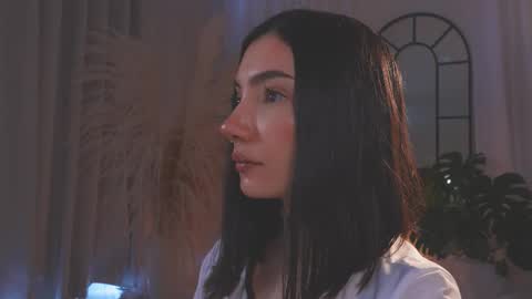 Snapshot of amyarmstrong chatting on 11.09.25 Amy Armstrong online show from 11.09.25