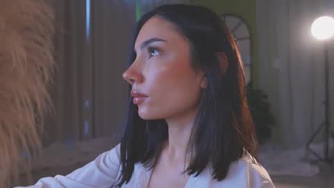 Snapshot of amyarmstrong chatting on 12.02.25 Amy Armstrong online show from 12.02.25