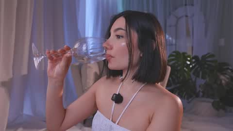 Amy Armstrong online show from 04.26.26