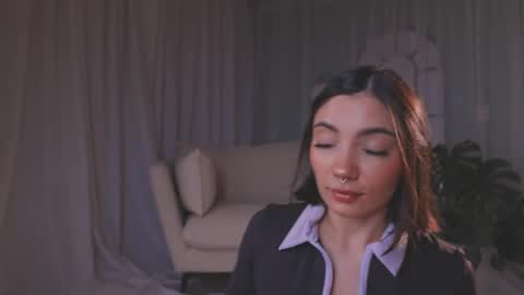 Amy Armstrong online show from 05.04.26