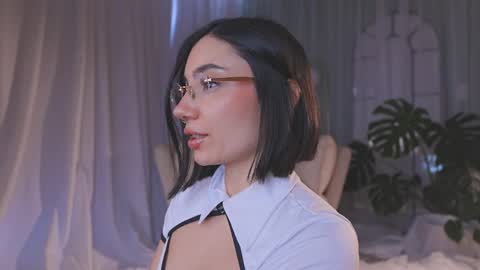Amy Armstrong online show from 06.05.26