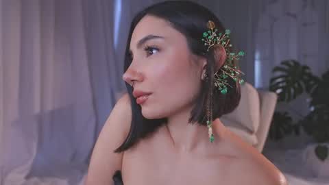 Amy Armstrong online show from 06.12.26