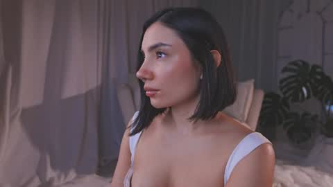 Amy Armstrong online show from 07.06.26