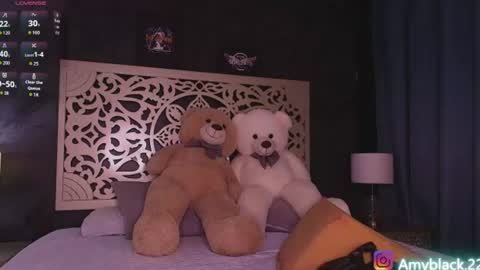 Snapshot of amyblack__ chatting on 07.23.26 Amy online show from 07.23.26