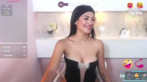 amyjohnsonn online show from 12.13.24