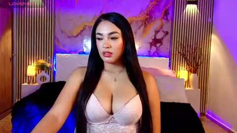 Snapshot of amyjohnsonn chatting on 07.04.26 amyjohnsonn online show from 07.04.26