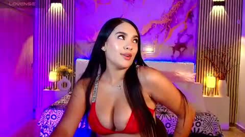 Snapshot of amyjohnsonn chatting on 07.18.26 amyjohnsonn online show from 07.18.26