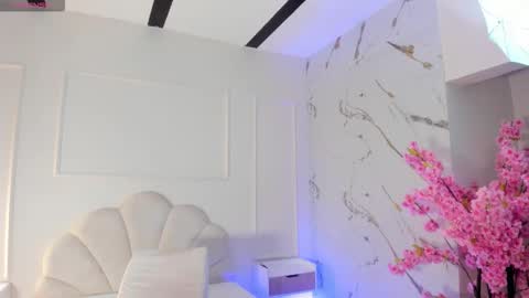 Snapshot of amykord chatting on 11.05.25 Amykord online show from 11.05.25