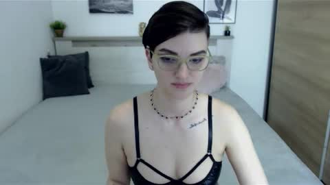 Snapshot of amylexy chatting on 03.28.26 Hi there guys My pleasure in your hands pvt is open online show from 03.28.26