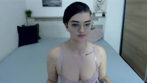 Hi there guys  My pleasure in your hands  pvt is open online show from 07.20.26