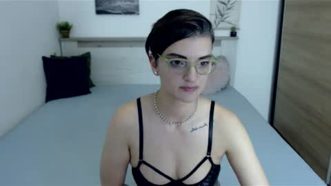 Hi there guys  My pleasure in your hands  pvt is open online show from 07.21.26