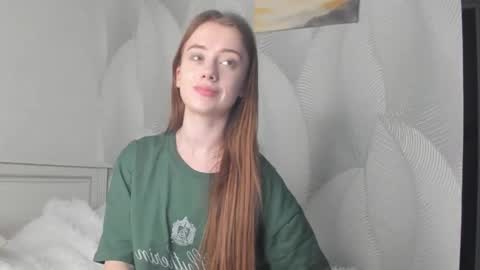 Snapshot of amylovesyouu chatting on 11.30.25 amylovesyouu online show from 11.30.25