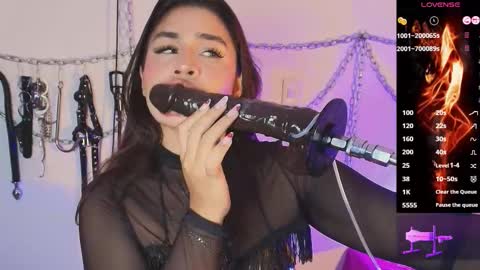 Snapshot of amysl4vee chatting on 11.26.25 AMY My schedule - 1800 - 0200 GMT -5 online show from 11.26.25