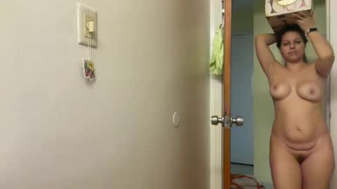 Snapshot of amysmilez chatting on 02.01.25 Amy Smilez online show from 02.01.25