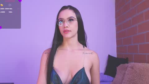 Snapshot of amyw0w chatting on 02.23.25 IG amyw0w online show from 02.23.25