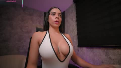 AMY WALKER online show from 12.14.25