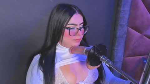 amywhitte_ online show from 04.25.26