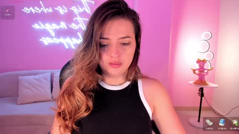 Snapshot of amywoods chatting on 01.17.25    online show from 01.17.25