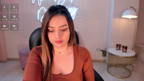Snapshot of amywoods chatting on 01.25.25    online show from 01.25.25