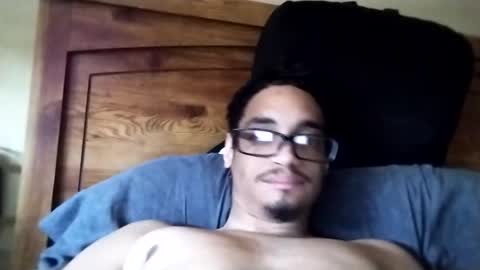 Snapshot of an377432 chatting on 02.25.25 an377432 online show from 02.25.25