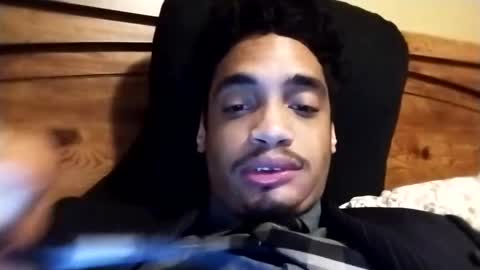 Snapshot of an377432 chatting on 03.04.25 an377432 online show from 03.04.25