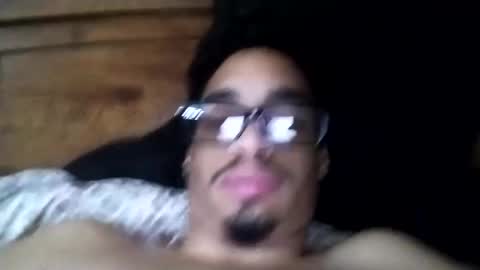 Snapshot of an377432 chatting on 03.06.25 an377432 online show from 03.06.25