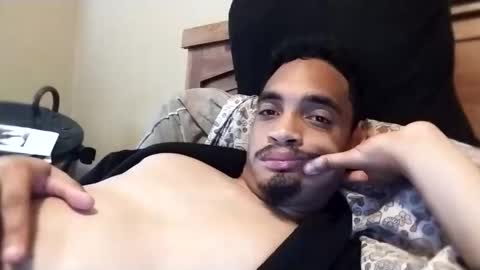 Snapshot of an377432 chatting on 11.07.25 an377432 online show from 11.07.25