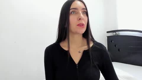 Snapshot of ana_castilo chatting on 12.28.24 Ana  IG an castillo 1 online show from 12.28.24