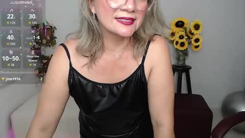 Snapshot of ana_hotmilfx chatting on 03.08.26 ANA online show from 03.08.26