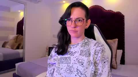 Ana Libiert online show from 03.04.25