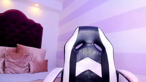 Snapshot of ana_liebert chatting on 03.06.25 Ana Libiert online show from 03.06.25