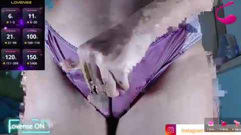 Snapshot of ana_loveee chatting on 11.13.25 Ana lopez - Cameltoe girl online show from 11.13.25