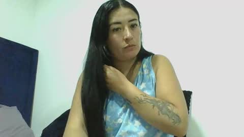 Snapshot of ana_lovexx2 chatting on 02.24.25 Ana online show from 02.24.25