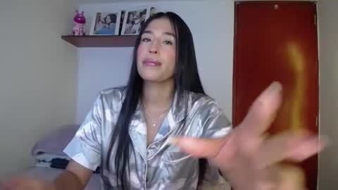 Ana online show from 10.31.25