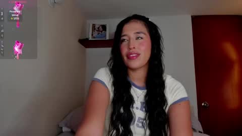 Snapshot of ana_m_ chatting on 05.23.26 Ana online show from 05.23.26