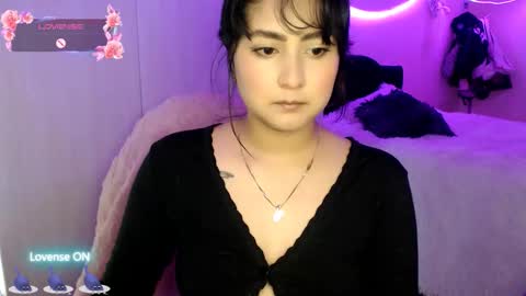 Ana Ricciardi online show from 10.12.25