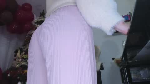 Im anna but you can call me as you want online show from 12.26.24