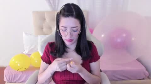 Im anna but you can call me as you want online show from 02.04.25