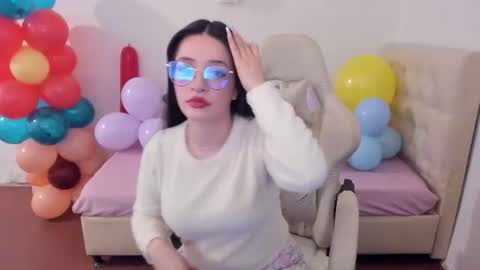 Snapshot of ana_ruuh chatting on 06.17.26 Im anna but you can call me as you want online show from 06.17.26