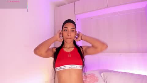 anaacollins_ online show from 10.23.25