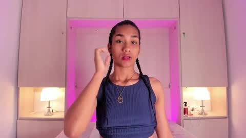 anaacollins_ online show from 11.07.25