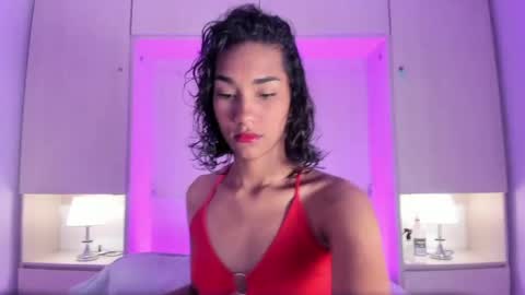 anaacollins_ online show from 04.24.26