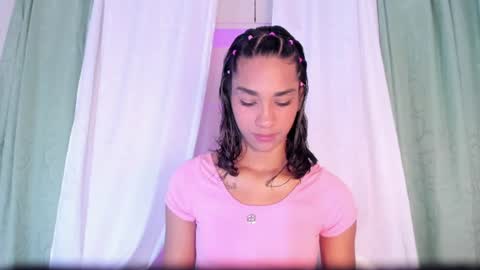 anaacollins_ online show from 07.27.26
