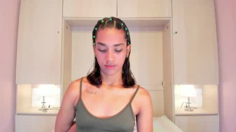 anaacollins_ online show from 07.31.26